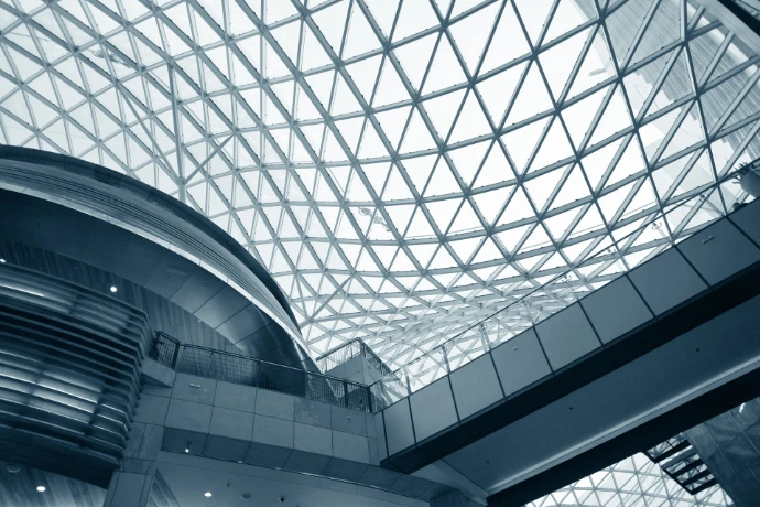 Fabricación de estructuras de acero de gran tamaño