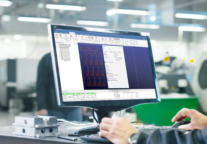 Interfaz de Lantek Punch programando piezas para punzonadora CNC